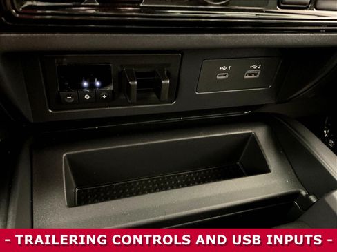 Certified 2024 Nissan Titan PRO-4X w/ Pro-4x Utility Package AWD/4WD image 16