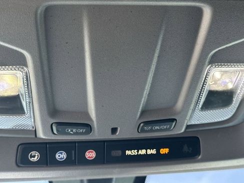 Certified 2020 Chevrolet Silverado 2500 Custom w/ Custom Value Package image 32