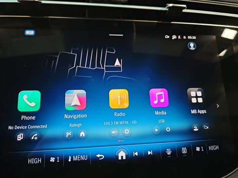 New 2026 Mercedes-Benz E 53 AMG e 4MATIC Sedan image 23