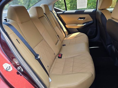 Used 2023 Nissan Sentra SV w/ SV Premium Package FWD image 28