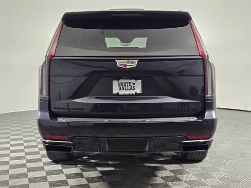 Used 2023 Cadillac Escalade ESV Sport w/ LPO, ONYX Package RWD image 3