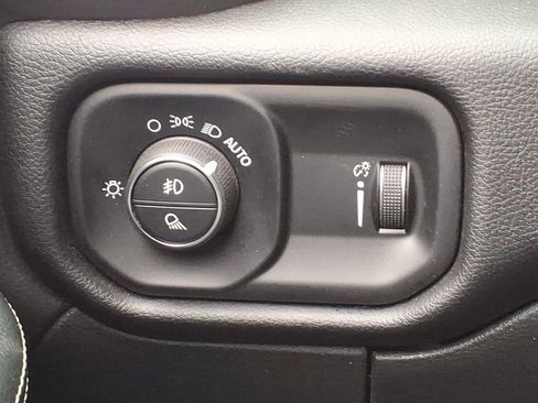 Used 2024 RAM 2500 Big Horn w/ Bed Utility Group image 31