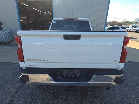 Used 2023 Chevrolet Silverado 2500 LT w/ Convenience Package AWD/4WD image 5