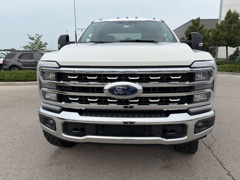 Used 2026 Ford F250 Lariat w/ Tremor Off-Road Package AWD/4WD image 2