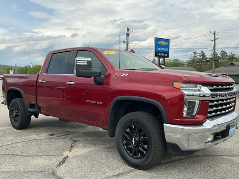 Certified 2022 Chevrolet Silverado 2500 LTZ w/ Z71 Off-Road Package AWD/4WD image 3