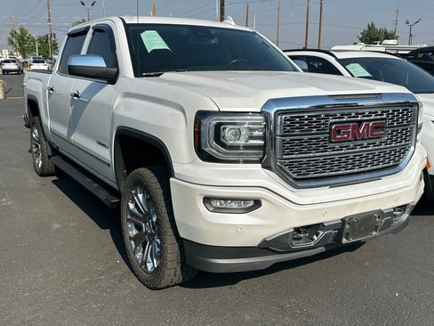 Used 2018 GMC Sierra 1500 Denali w/ Denali Ultimate Package AWD/4WD image 2