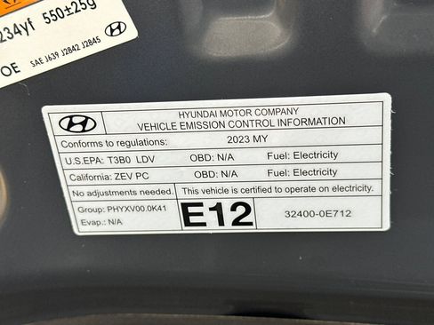 Used 2023 Hyundai Kona Limited image 21
