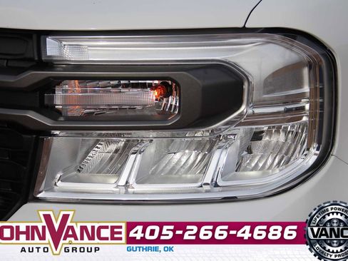 Used 2022 Ford Maverick XLT image 4