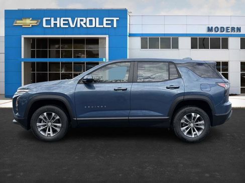 New 2026 Chevrolet Equinox LT image 2