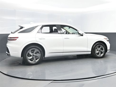 New 2026 Genesis GV70 2.5T image 3