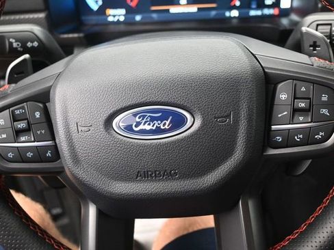 Used 2025 Ford Ranger Raptor image 10