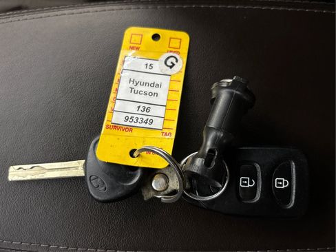 Used 2015 Hyundai Tucson SE AWD/4WD image 37