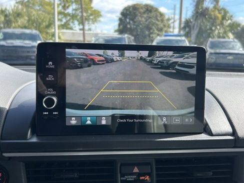 Used 2023 Honda Pilot Touring image 26