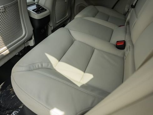New 2026 Volvo XC60 B5 Ultra w/ Protection Package Premier AWD/4WD image 34