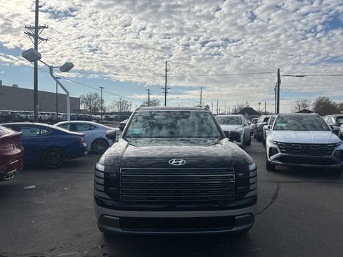 New 2026 Hyundai Palisade Limited image 2