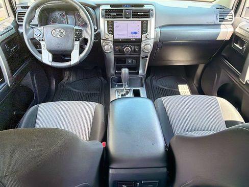 Used 2022 Toyota 4Runner SR5 RWD image 33