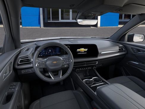 New 2026 Chevrolet Traverse LT w/ Driver Confidence Package image 15