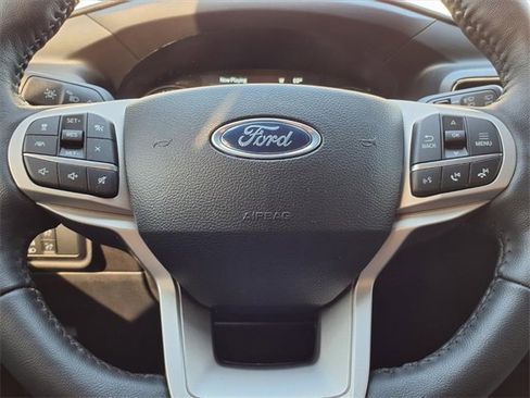Certified 2023 Ford Explorer XLT w/ Equipment Group 202A image 19