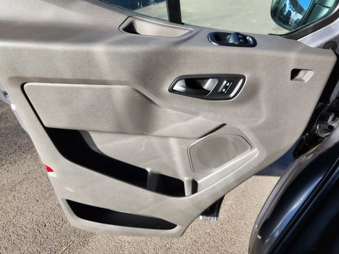 Used 2023 Ford Transit 350 XL image 6