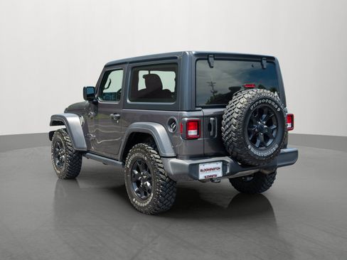 Used 2022 Jeep Wrangler Sport AWD/4WD image 5