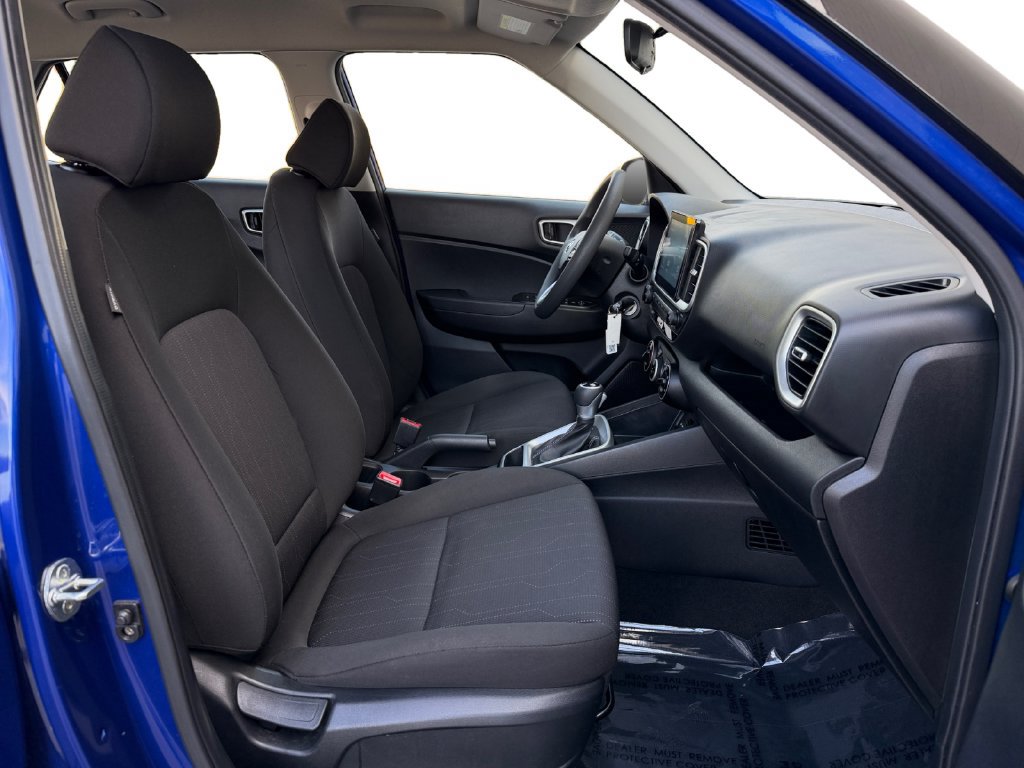 Used 2021 Hyundai Venue SE FWD image 18