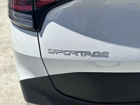Certified 2024 Kia Sportage EX FWD image 9