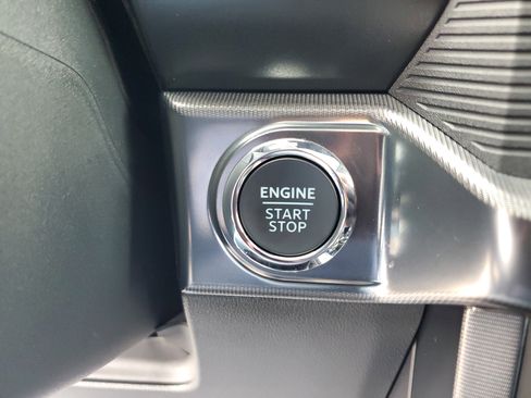 Used 2025 Ford F150 Platinum w/ Equipment Group 702A High AWD/4WD image 22