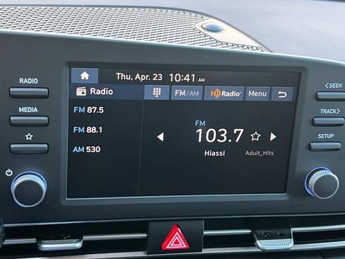 New 2026 Hyundai Elantra Hybrid FWD image 16