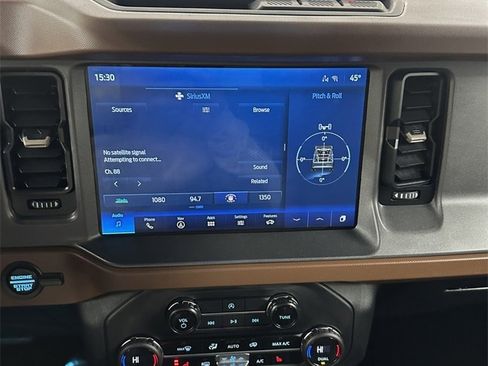 Used 2024 Ford Bronco Outer Banks image 23