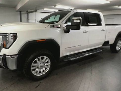 Certified 2024 GMC Sierra 2500 SLT w/ SLT Premium Package image 4