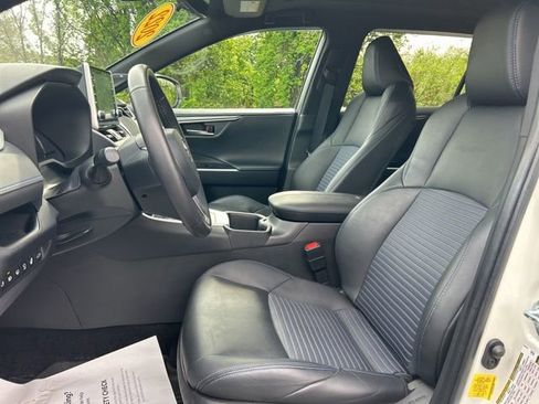 Certified 2022 Toyota RAV4 XSE AWD/4WD image 9