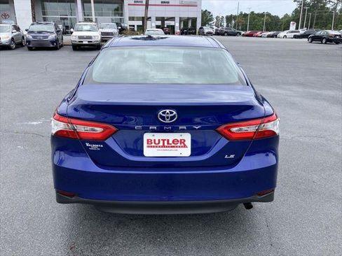 Certified 2018 Toyota Camry LE FWD image 4