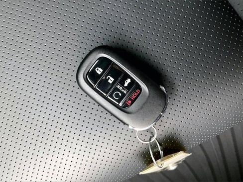 Used 2025 Honda Accord EX-L image 11