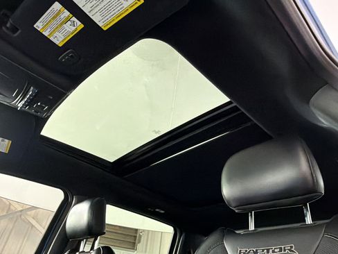 Used 2019 Ford F150 Raptor w/ Equipment Group 802A Luxury AWD/4WD image 23