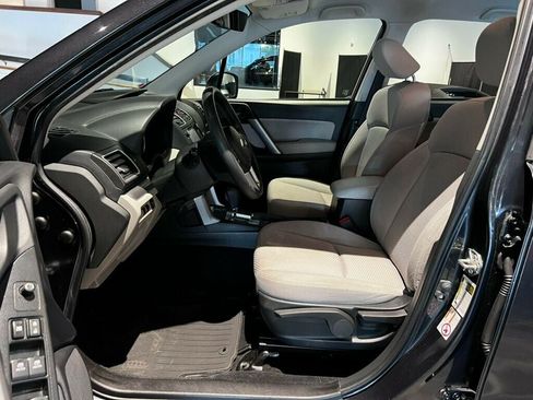Used 2018 Subaru Forester 2.5i w/ Alloy Wheel Package AWD/4WD image 11