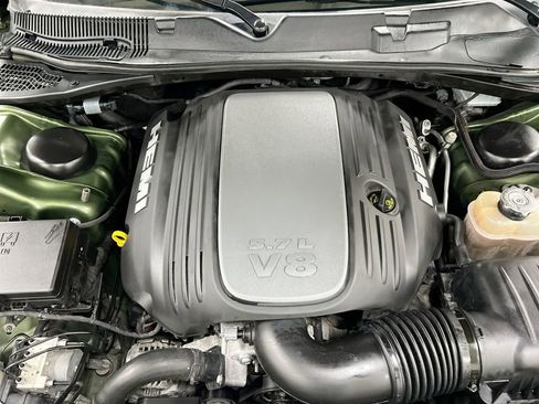 Used 2019 Dodge Challenger R/T RWD image 25