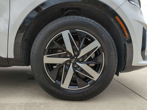 Used 2023 Kia Sorento EX w/ Panoramic Sunroof Package FWD image 27