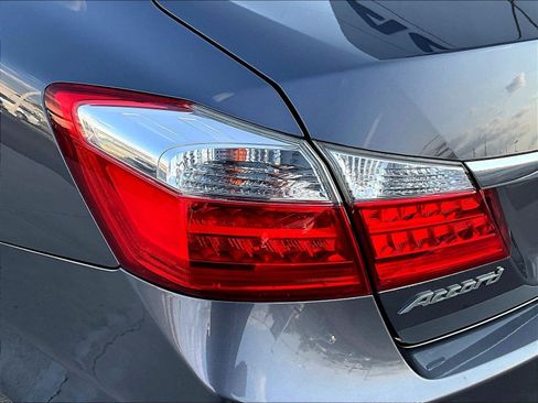 Used 2015 Honda Accord EX-L image 23