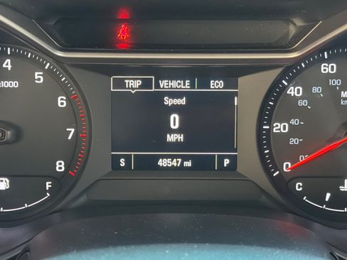 Used 2021 Chevrolet TrailBlazer LS w/ LPO, Blackout Package FWD image 21