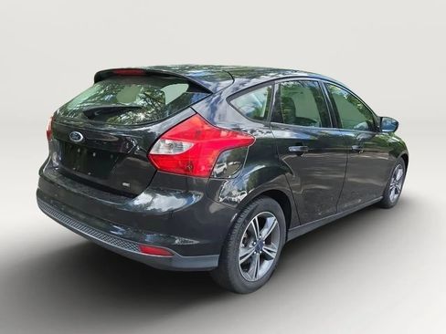 Used 2014 Ford Focus SE w/ SE Sport Package FWD image 7