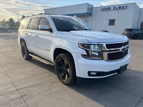 Used 2020 Chevrolet Tahoe LT w/ Luxury Package AWD/4WD image 3
