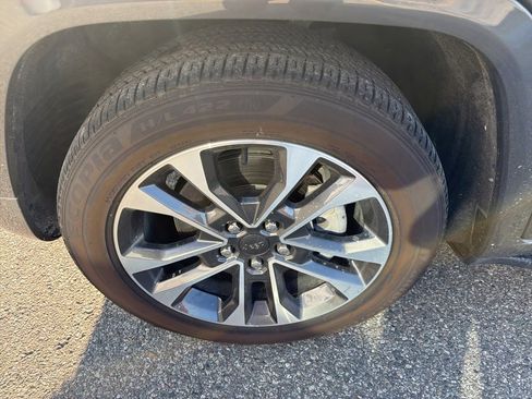 Used 2024 Jeep Grand Cherokee Overland w/ Trailer Tow Package image 29