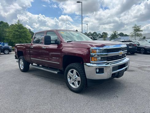 Used 2015 Chevrolet Silverado 2500 LTZ w/ Duramax Plus Package AWD/4WD image 3