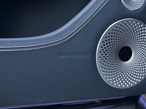 Used 2023 Bentley Continental GT Azure image 31