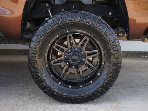 Used 2014 Toyota Tundra 1794 Edition image 15