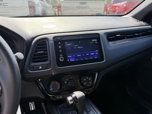 Used 2020 Honda HR-V Sport image 19