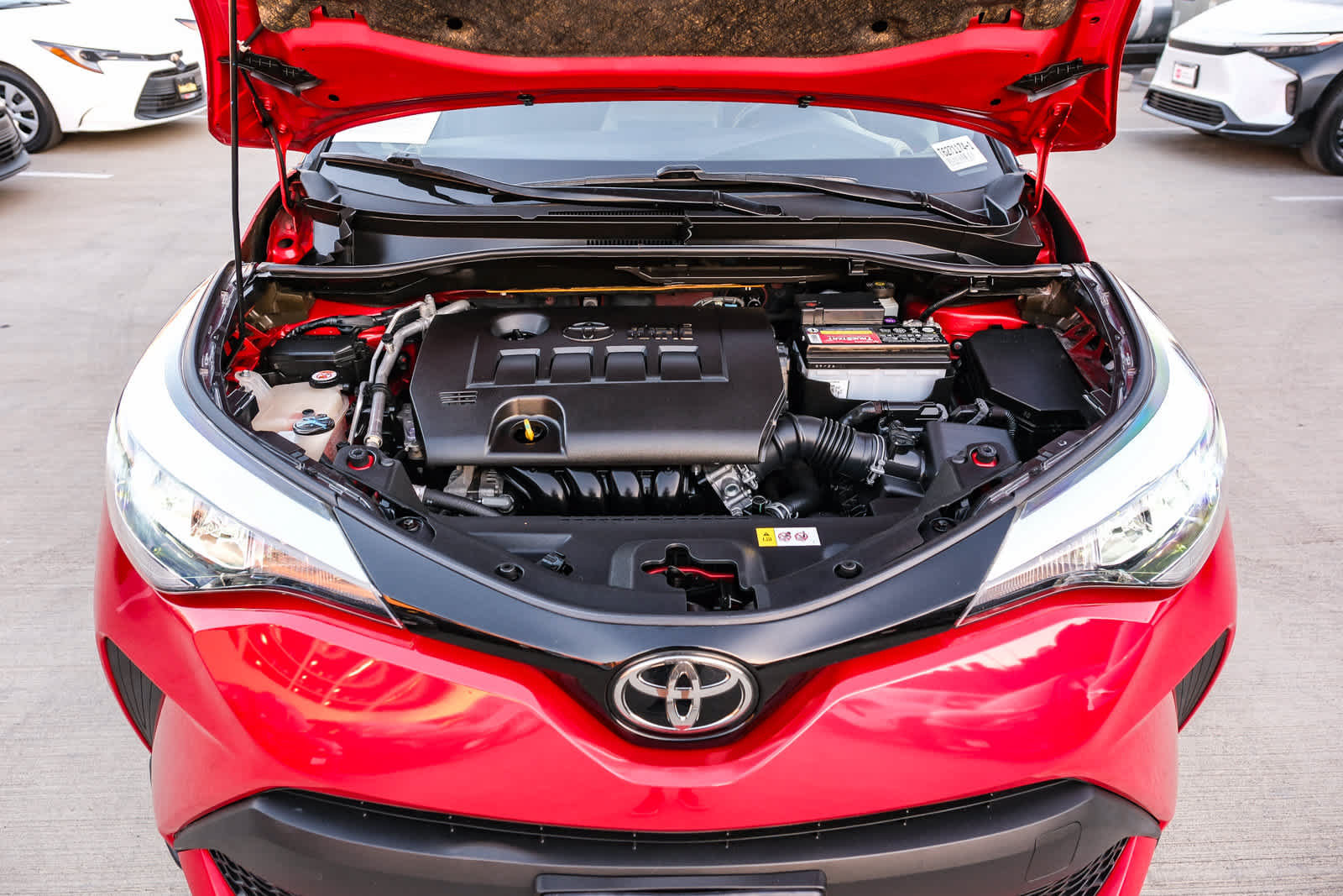 Certified 2020 Toyota C-HR XLE FWD image 28