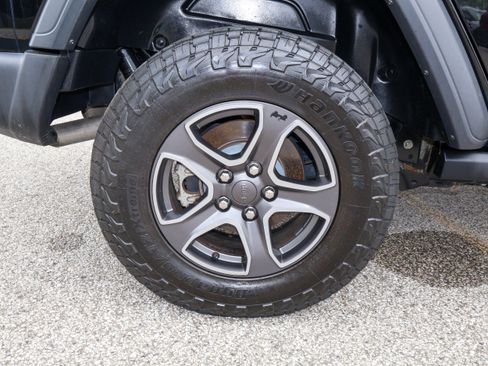 Used 2019 Jeep Wrangler Unlimited Sport S AWD/4WD image 31
