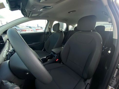New 2026 Kia K4 LX image 10