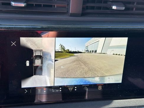 Used 2025 GMC Sierra 2500 AT4 w/ AT4 Premium Plus Package image 21